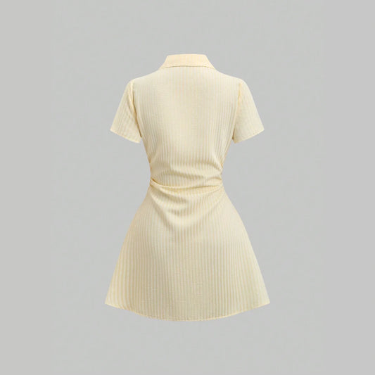 Vestido Curto Feminino Gola V Manga Bufante