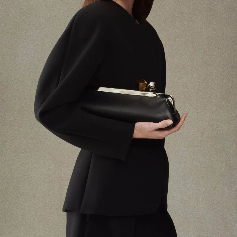 Long Clutch Bag with Removable Shoulder Strap, Women's Fashionable Baguette Bag, Luxury Designer Clip Handbag Purses for Ladies
