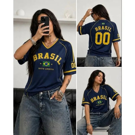 Camiseta Brasil Retrô Feminina Gola V Premium