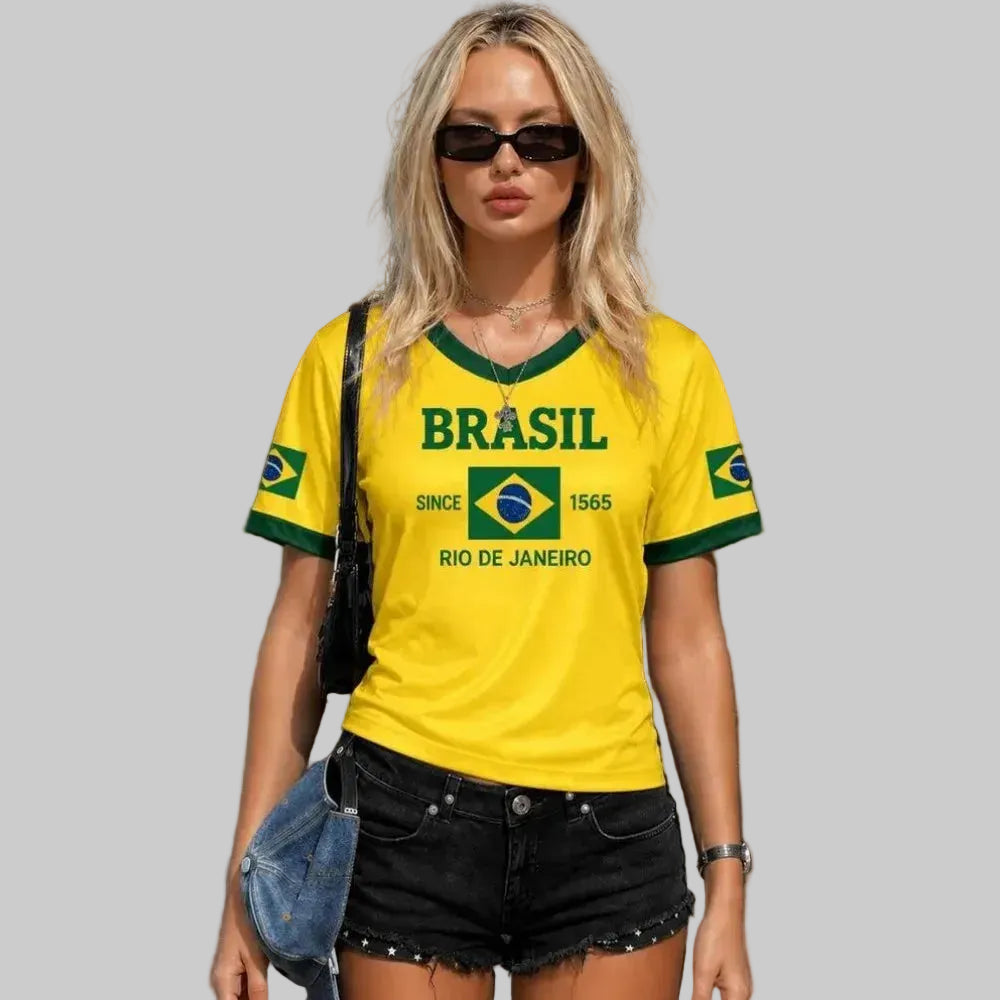 Camiseta Brasil Retrô Feminina Gola V Premium